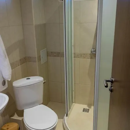 Uzunski 3*